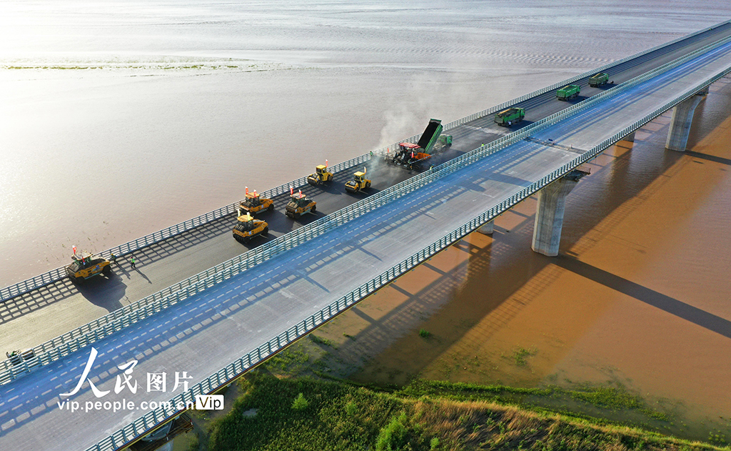 河南孟州:沁伊高速黃河特大橋建設如火如荼【3】