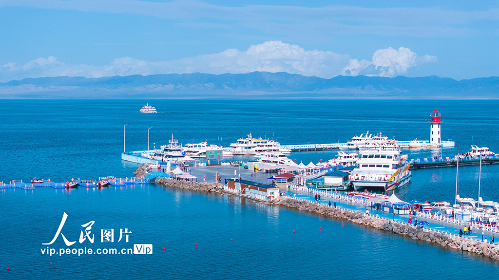 青海湖美景引客來【2】