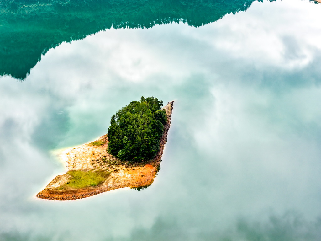 這是9月9日拍攝的小南海濕地自然保護區景色（無人機照片）。
