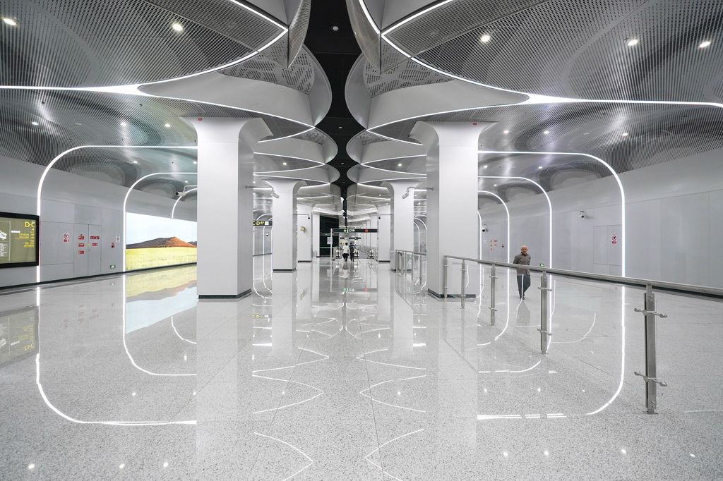 9月17日拍攝的成都地鐵17號線二期西大街站一景。新華社記者 胥冰潔 攝