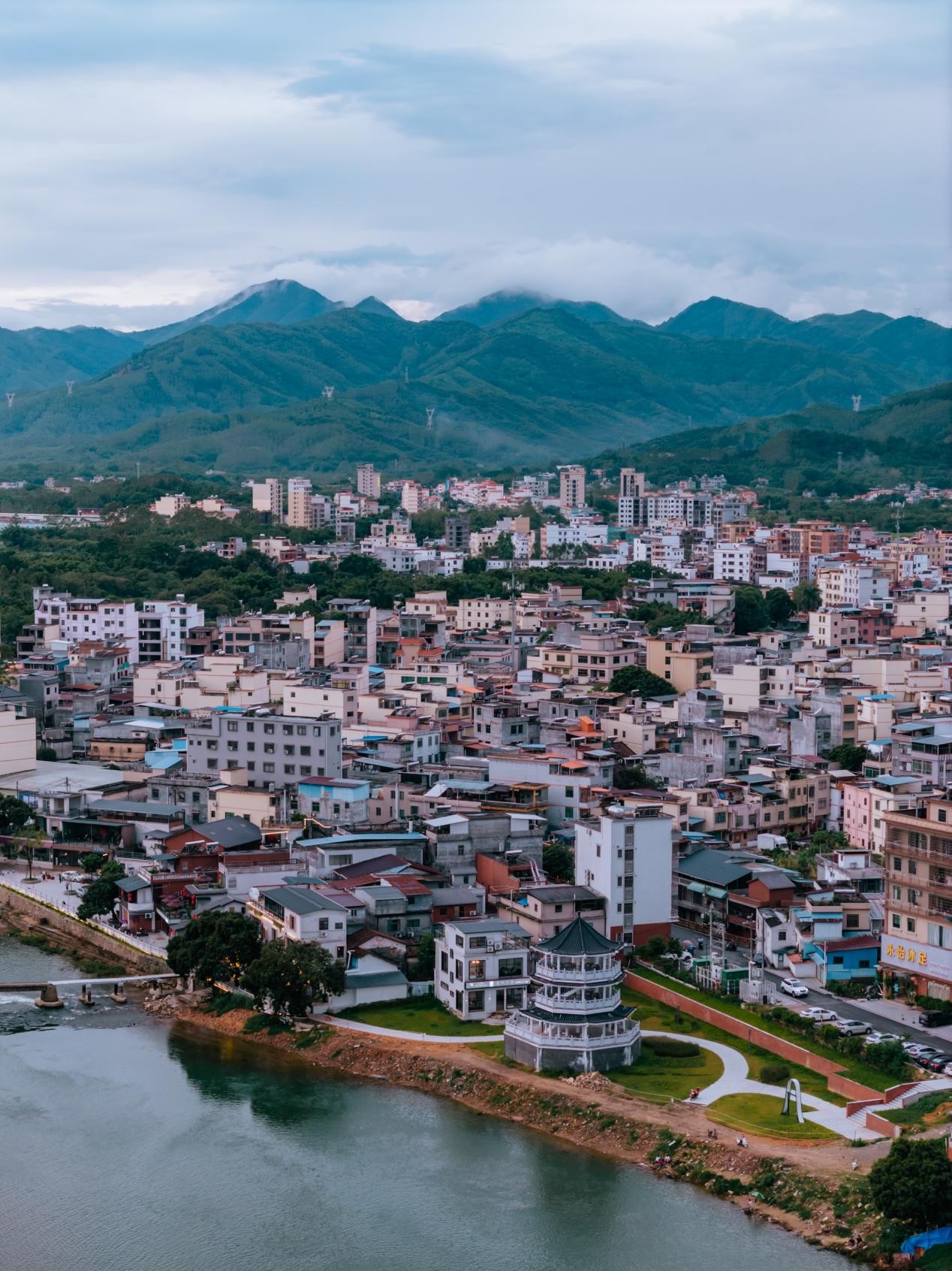 處處皆美景 小鎮煥新顏