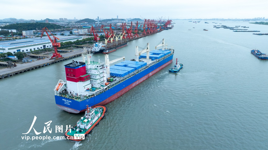 江蘇張家港：南美西直達快航班輪首發船離港【2】