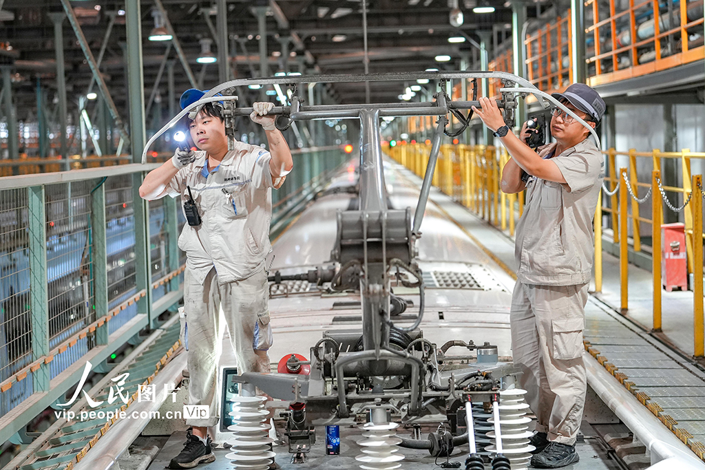 河南鄭州：開展動車組秋季整修工作【3】