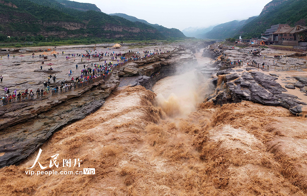 黃河壺口瀑布氣勢磅礴【3】
