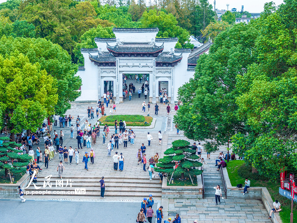 浙江湖州:南潯古鎮游人如織【5】