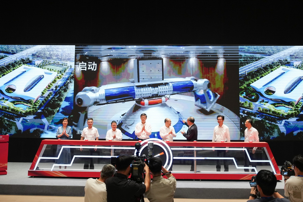 9月29日，國家重大科技基礎設施——超重力離心模擬與實驗裝置啟動首臺離心機“CHIEF1300”。