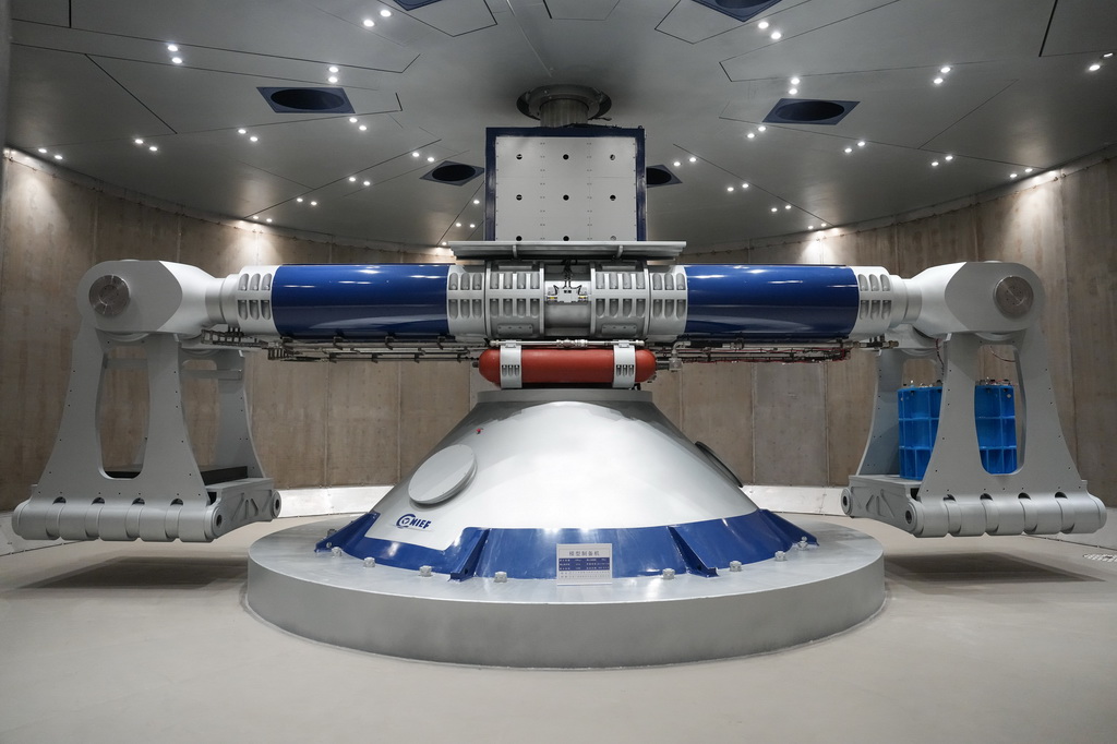 我國超重力實驗裝置啟動核心設備