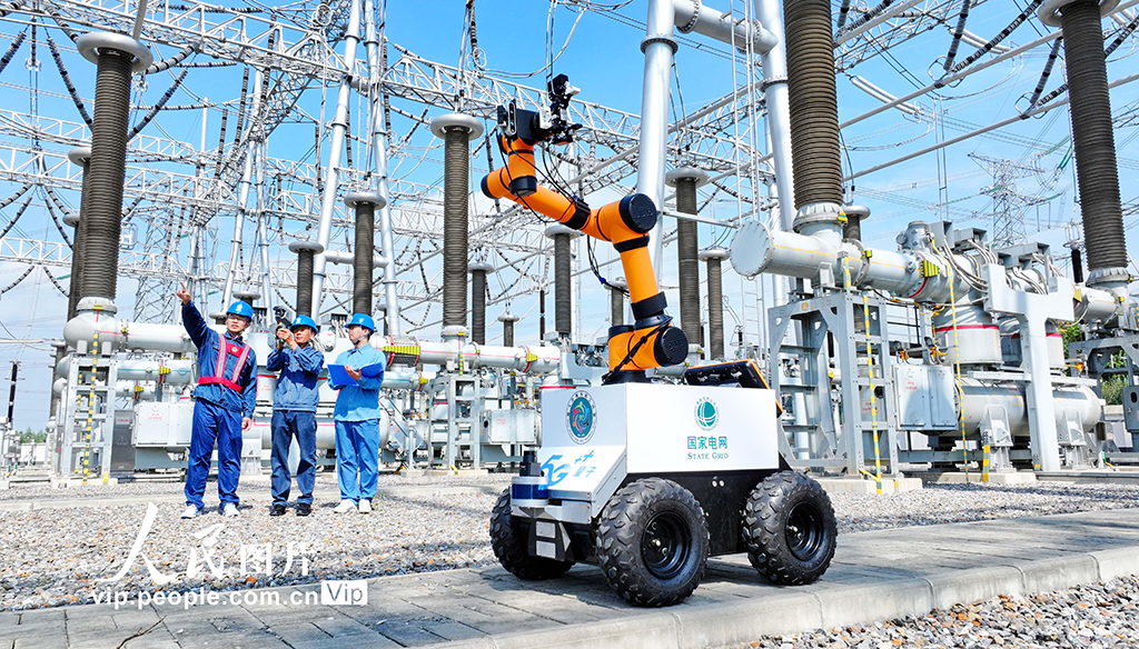安徽滁州:5G智能機器人巡檢電網保節日供電【3】