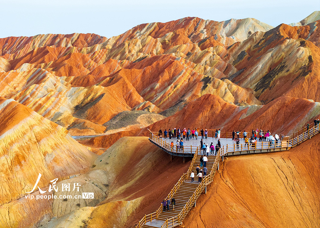 甘肅張掖：七彩丹霞迎客來【2】