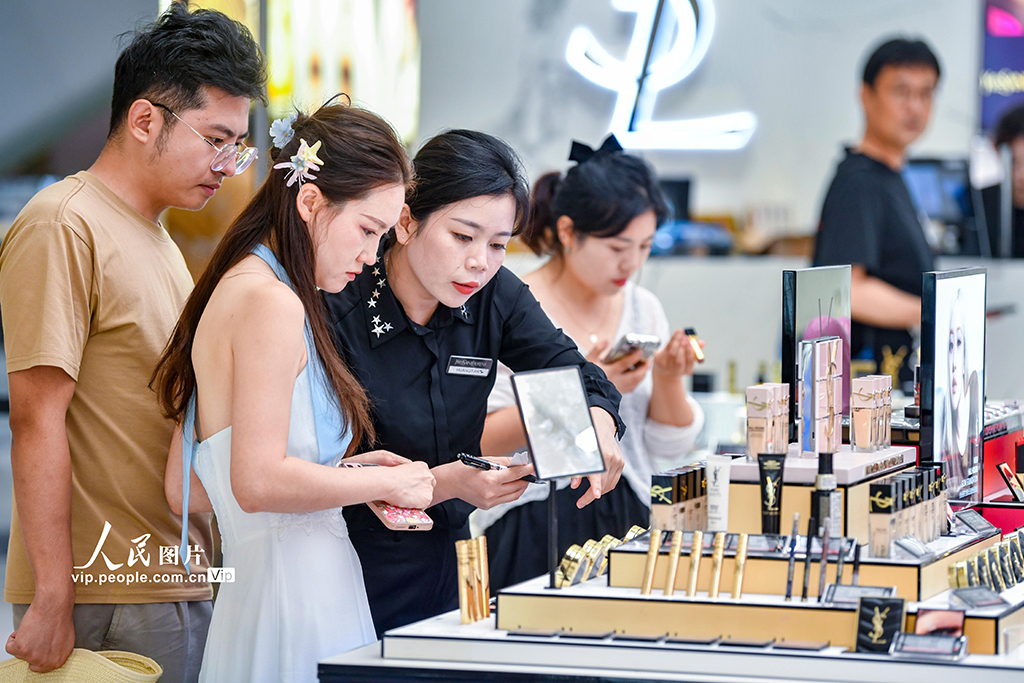 海南??冢杭偃障M熱潮涌動【2】