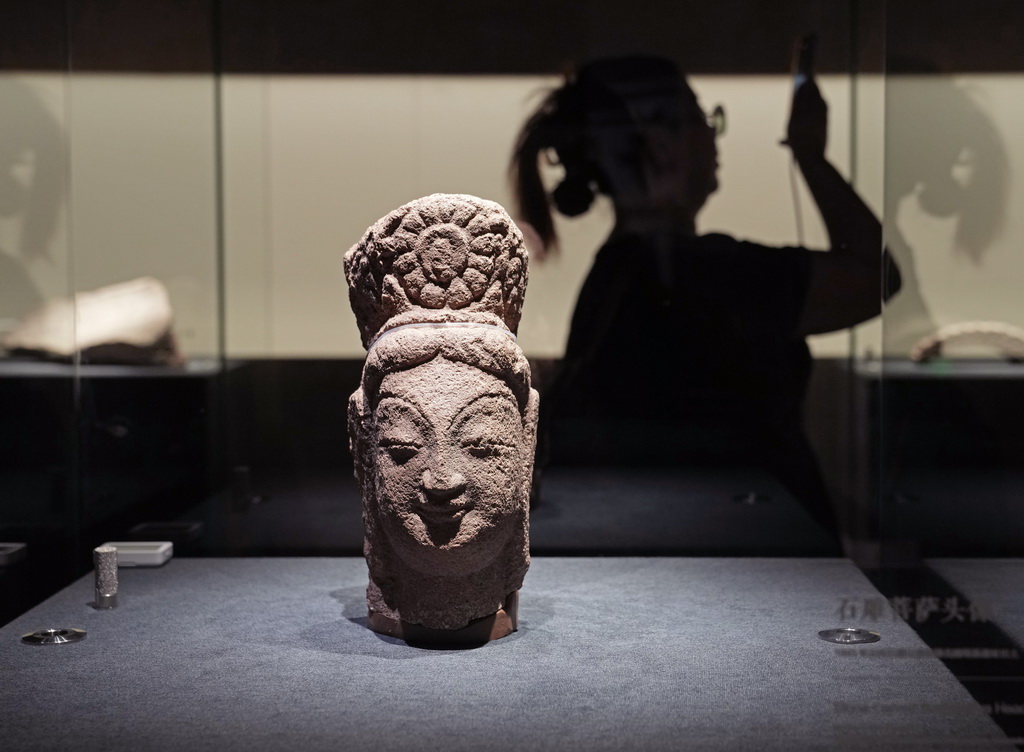 10月9日在特展現場拍攝的云岡文物。