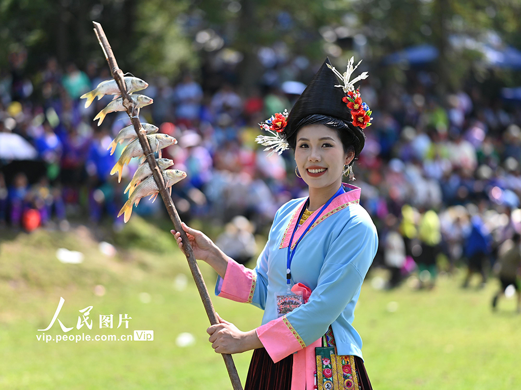 廣西融水：傳統“燒魚節”慶豐收【2】