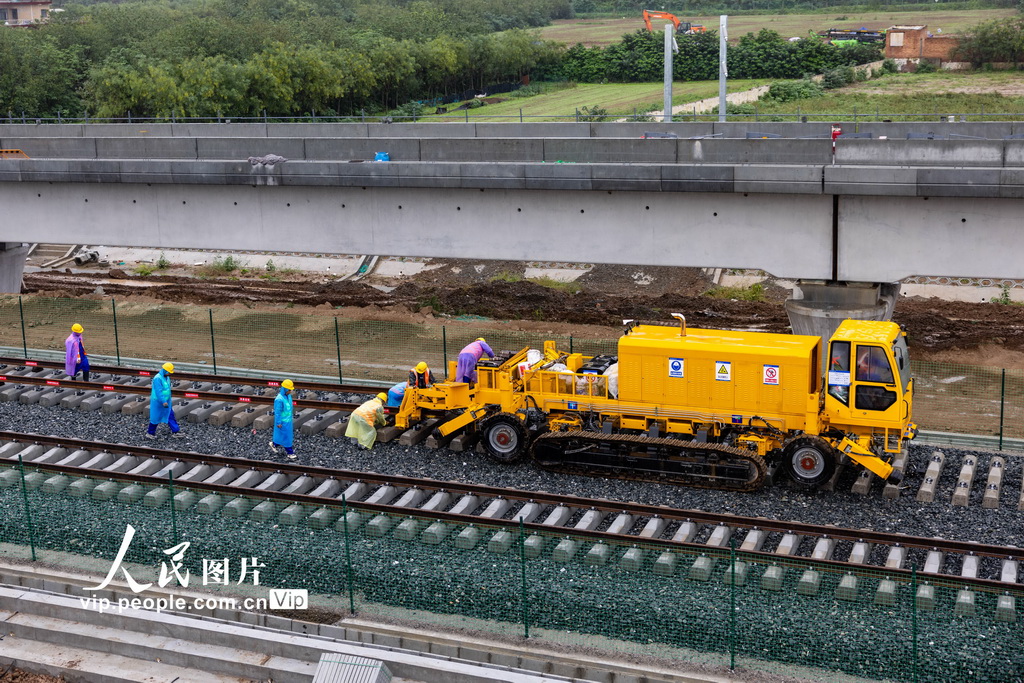 陜西西安:西康高鐵全線鋪軌正式啟動【4】