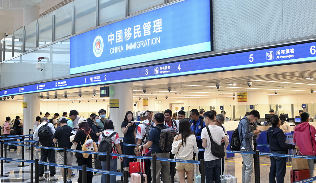 2025年海南出入境人員突破200萬人次