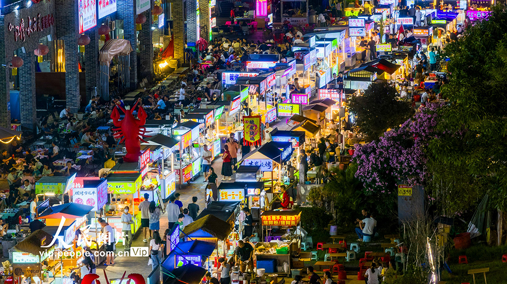 廣西梧州:夜市人氣旺【2】