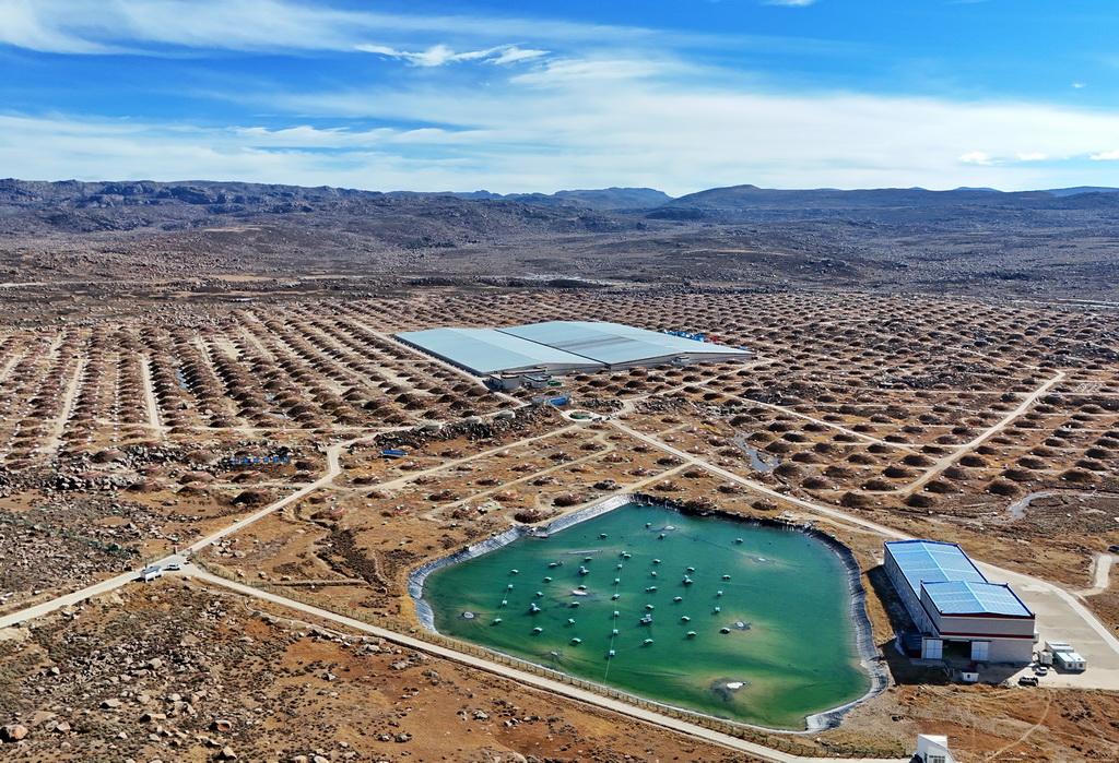 10月28日拍攝的高海拔宇宙線觀測站（無人機照片）。