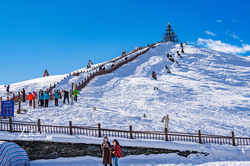 四川康定:折多山白雪皚皚【3】