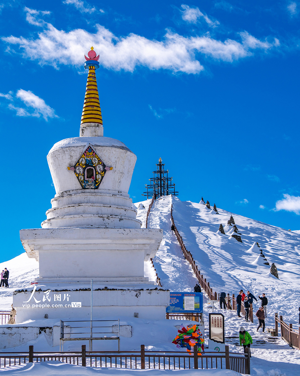 四川康定:折多山白雪皚皚【4】