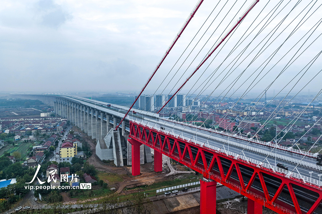 安徽銅陵:G3銅陵長江公鐵大橋正式通車【4】