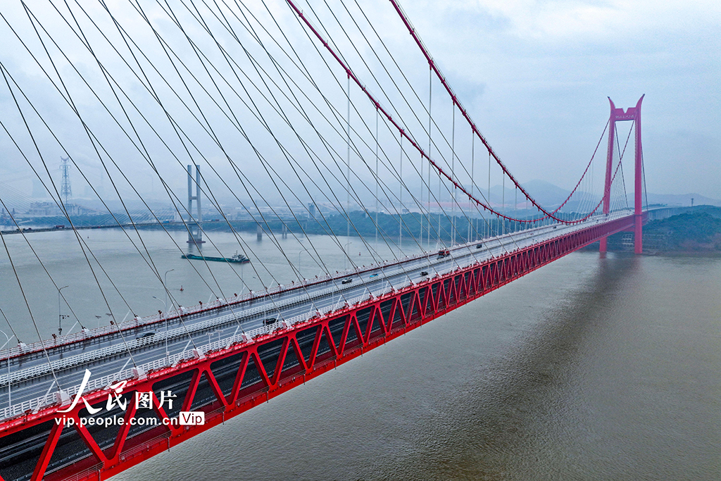 安徽銅陵:G3銅陵長江公鐵大橋正式通車【2】