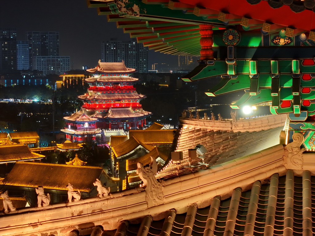 京杭大運河滄州段沿線的朗吟樓（11月11日攝，無人機照片）。