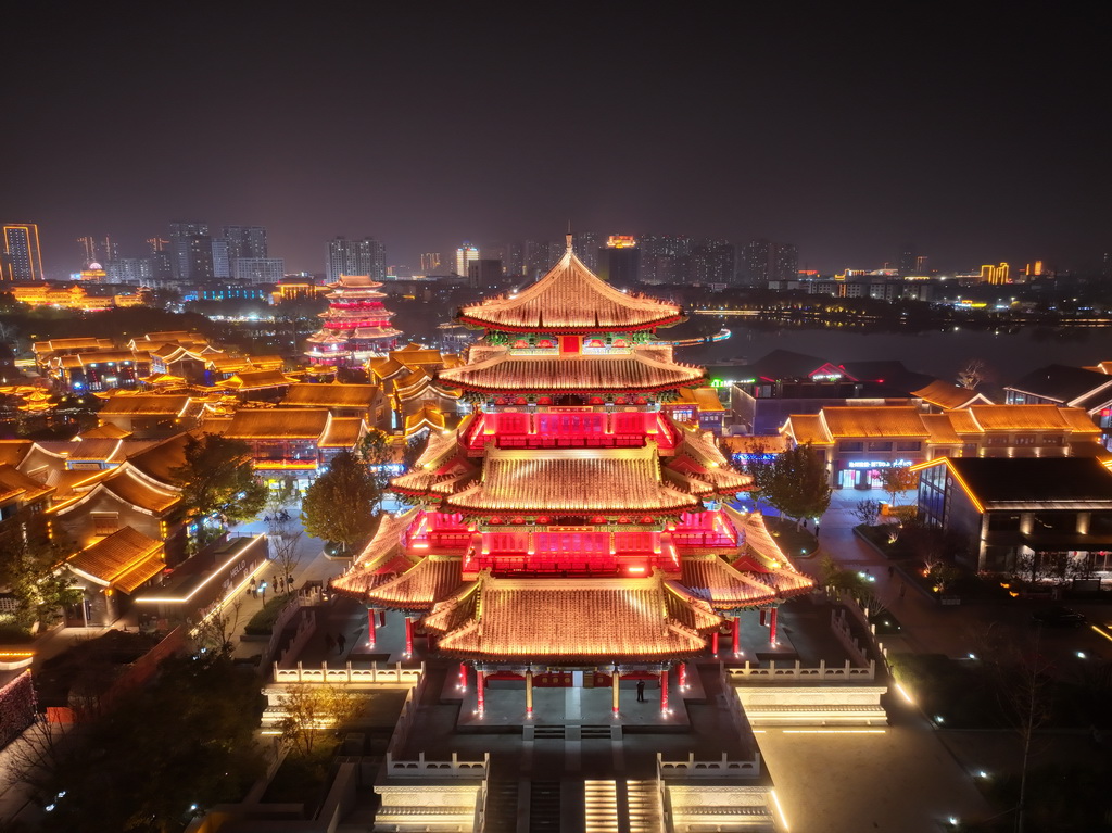 京杭大運河滄州段沿線的南川樓（11月11日攝，無人機照片）。