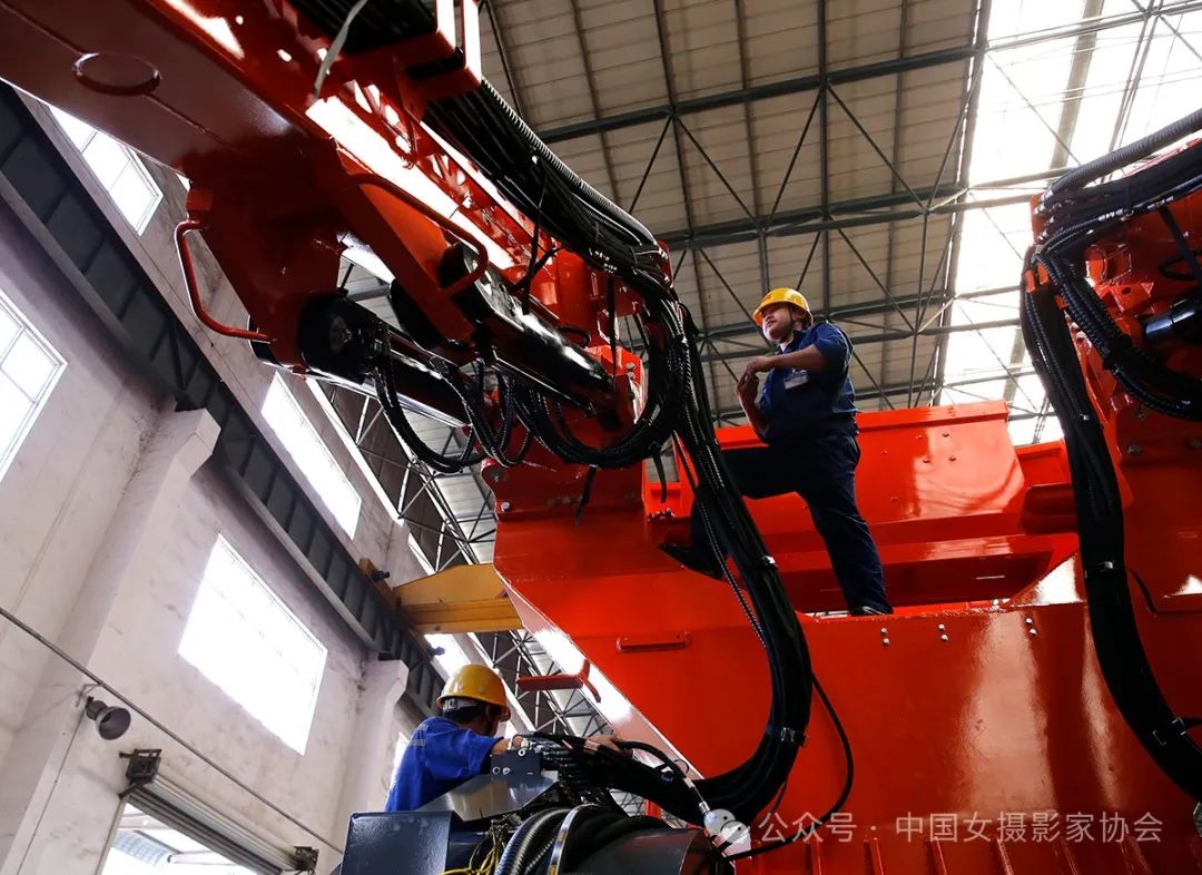 《機械韻律》 周前 攝