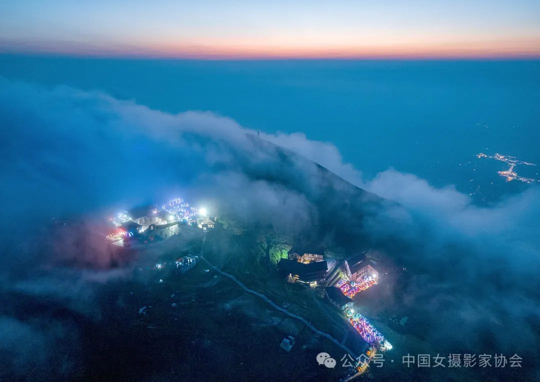 《武功山 高處不勝寒》 李占巧 攝