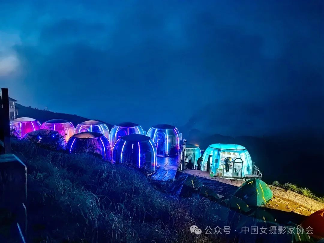 《武功山星空帳篷》 何曉玲 攝