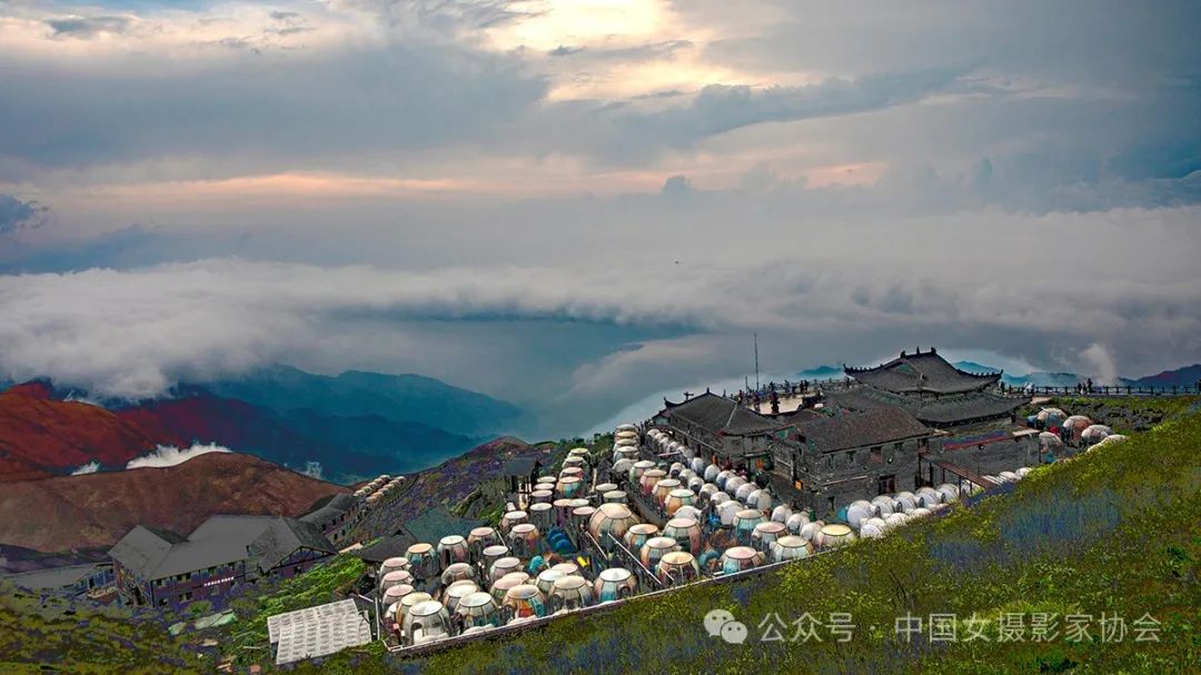 《武功山》 王娟 攝