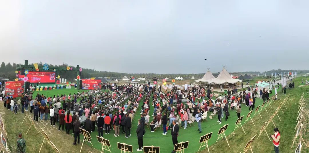 開幕式現場。 歐陽敏 攝