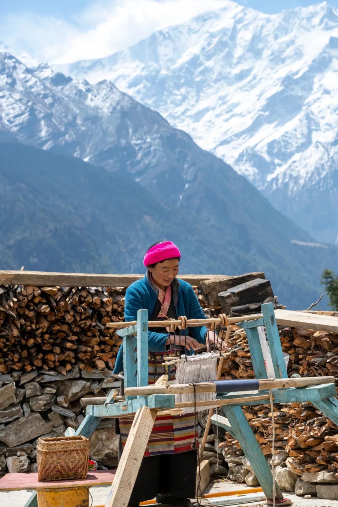 《雪山下的紡織》常鳳華