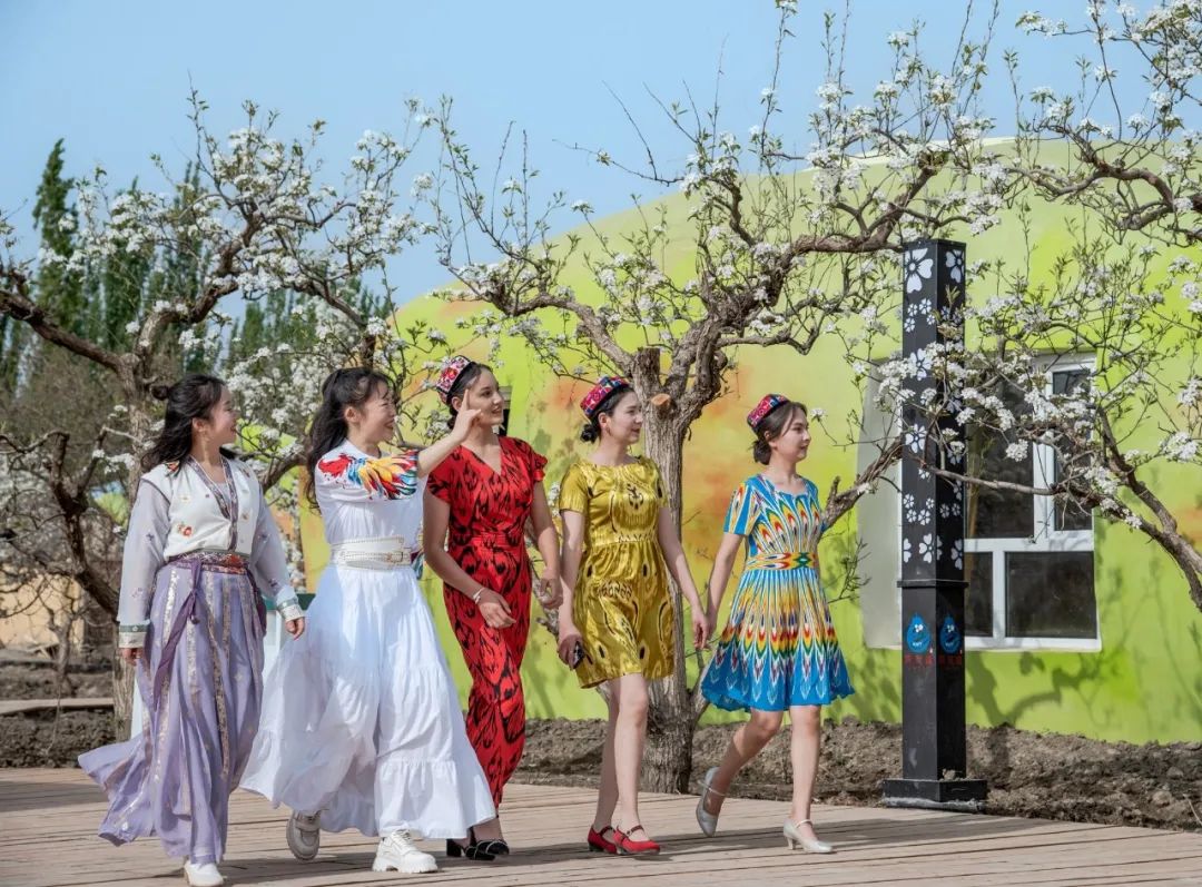 《笑靨如花》彭守群