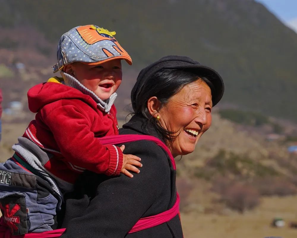 《背上的愛》申英