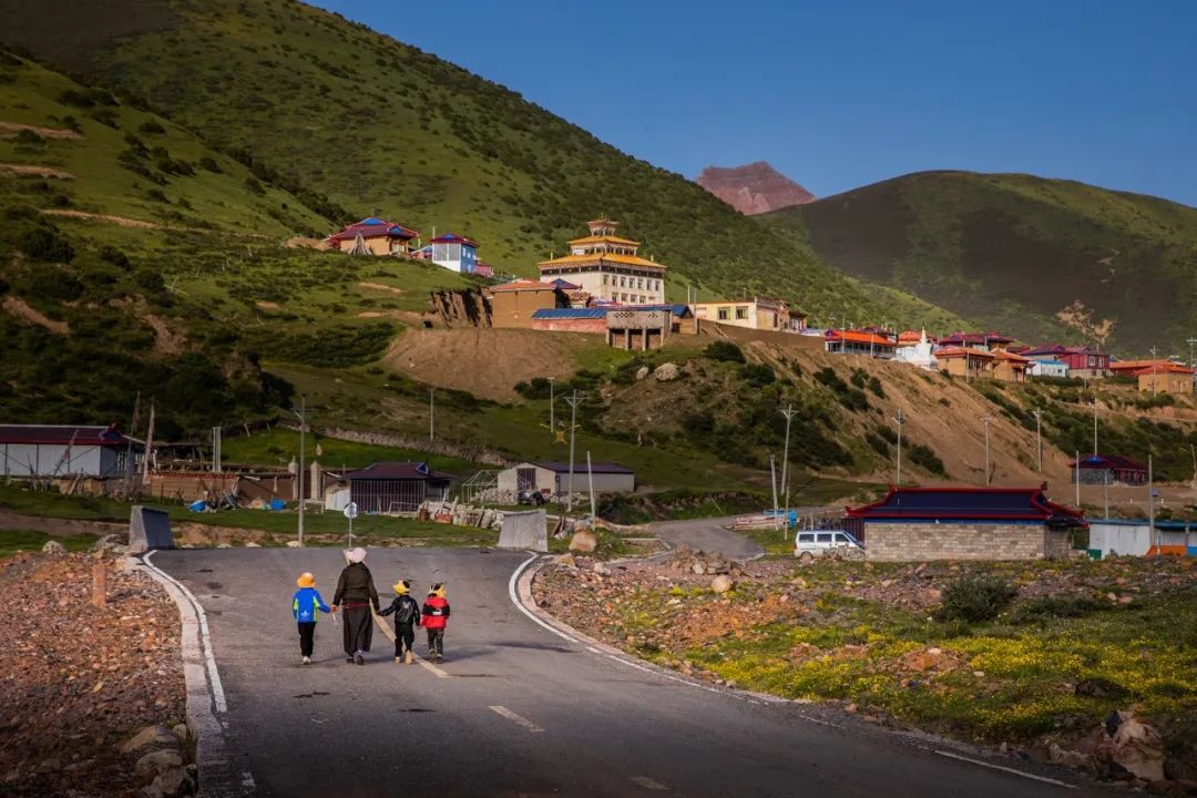 《回家的路》李靜