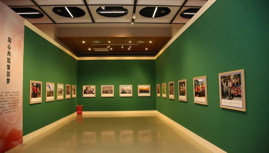 展覽現場。李丹攝影