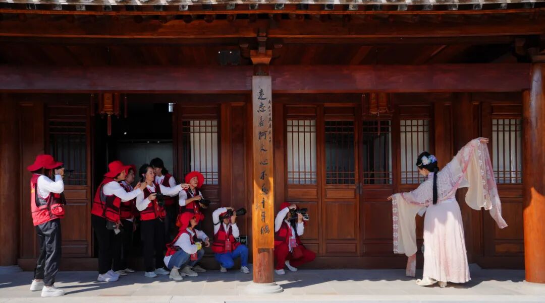 古街拍攝。廖麗珊 攝